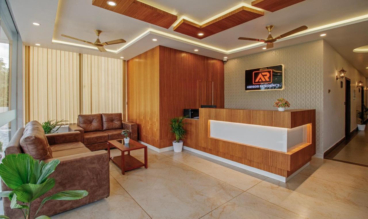 Treebo Amigos Residency Cochin Airport Hotel Kochi Exterior foto
